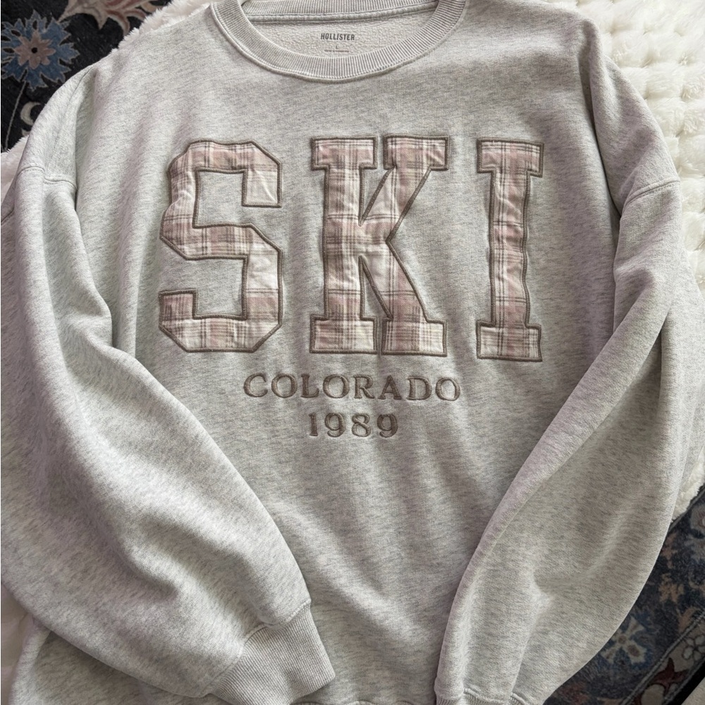 Hollister Gray Sweater